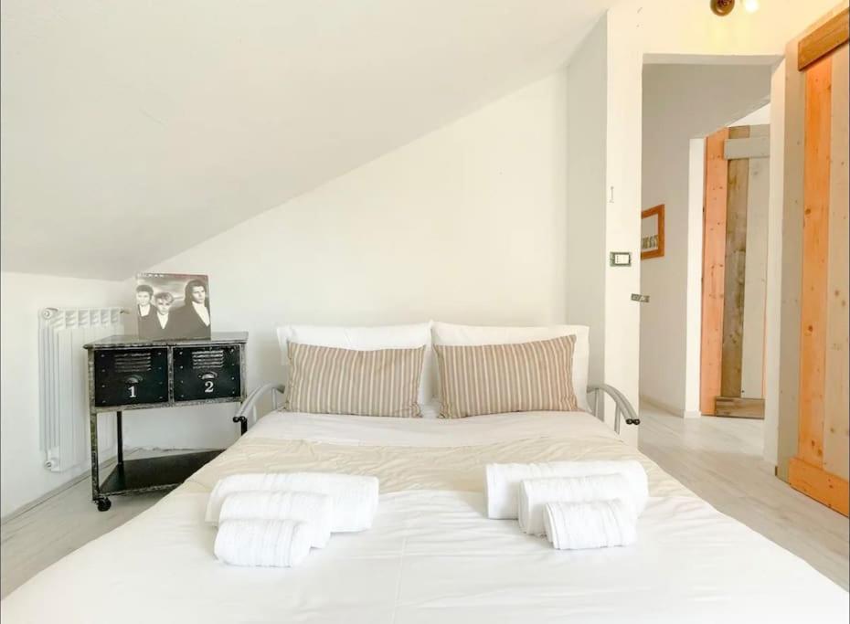Apartamento Mansarda Vista Mare A Zinola Savona Exterior foto